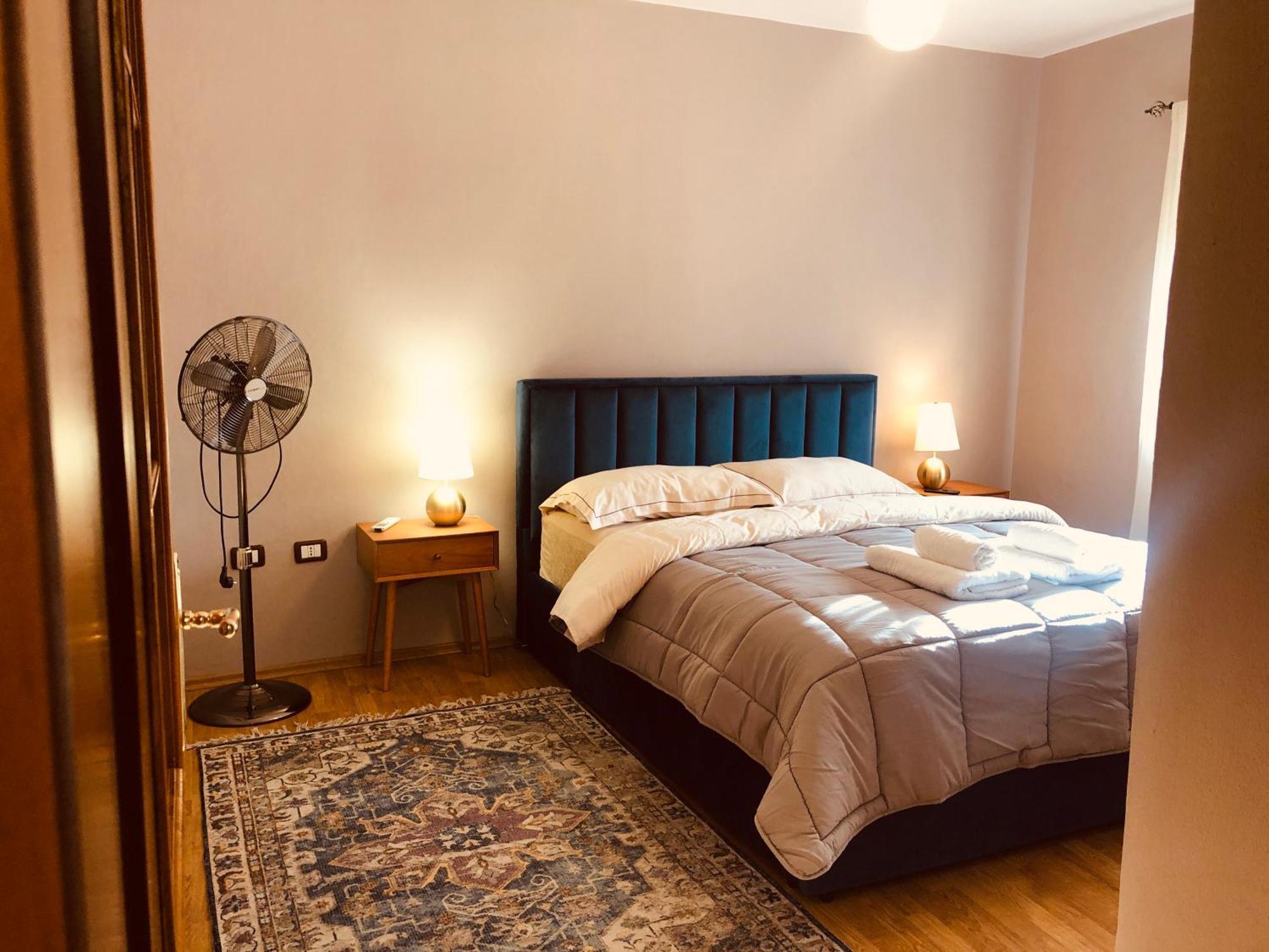 Qemal Stafa Apartment Тирана Экстерьер фото